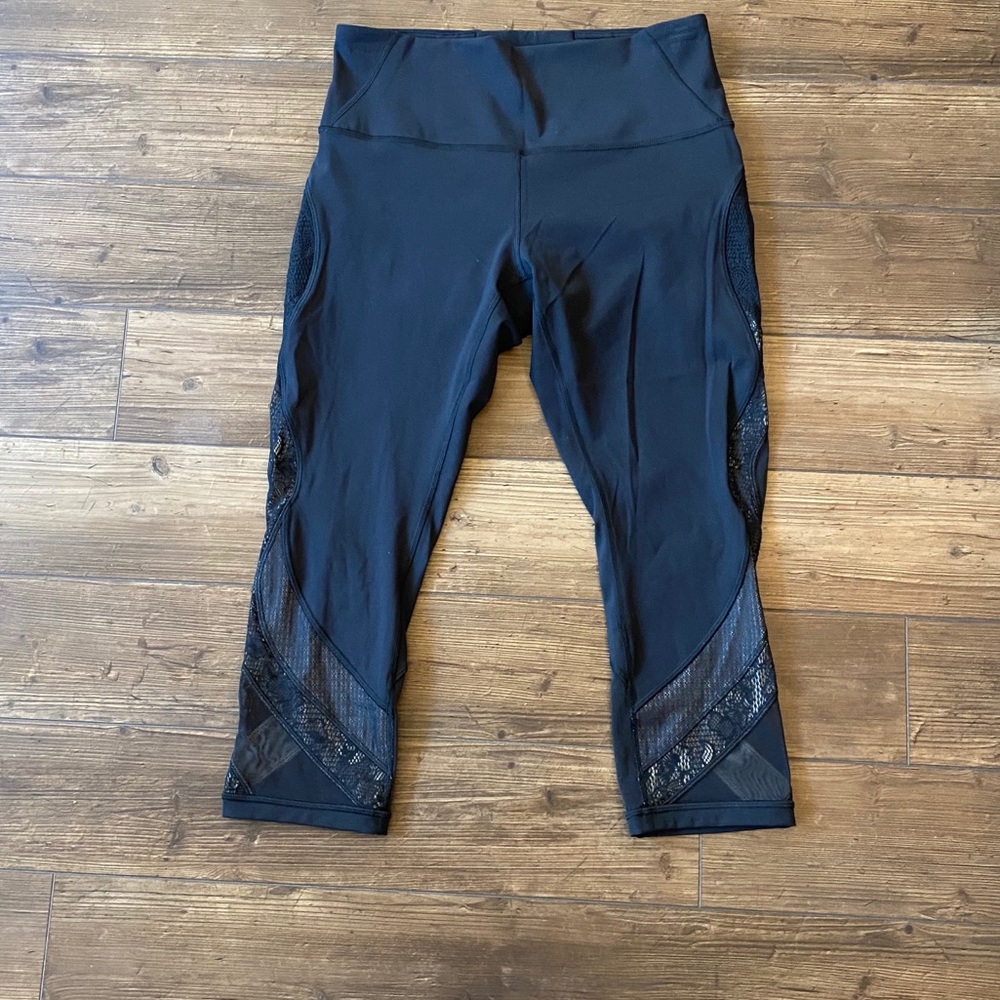 Lululemon cropped tights - Picture 3 of 5